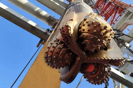 HLDRILLS DTH hammer and drilling tool selection guide